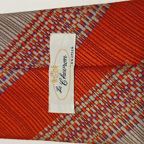 Le Chevron Men's 100% Polyester Tie - Picture 5 of 9